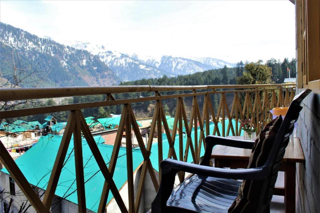 Upclimb Longstay For Bus Or Taxi Only Guests Manali  Bagian luar foto